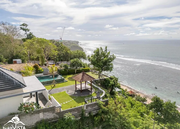 Guest house Romeo Beachfront By Bukit Vista 3*